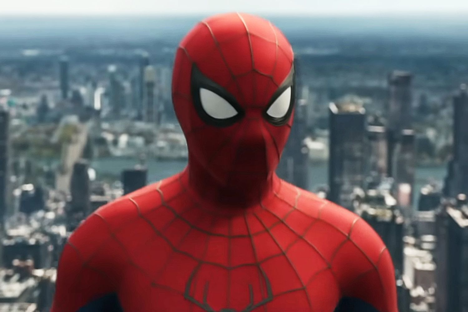 Spider-Man-ий шинэ анги, нүүрээ халхалсан зурагт хуудсаар анхаарал татаж эхэллээ